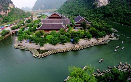 Tour Hà Nội 1N : Bái Đính - Tràng An Cổ